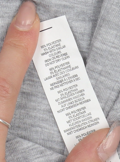 Boohoo Women's Grey Cropped T-Shirt Size 14 Slim Fit