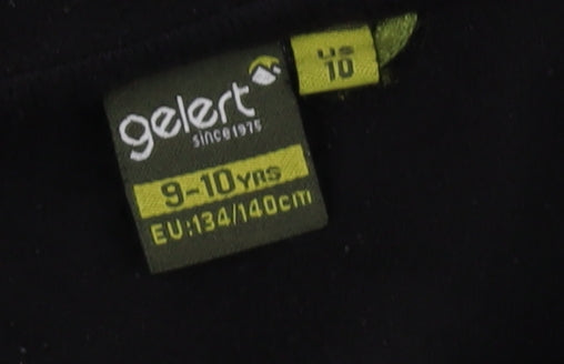 Close-up detail of Gelert boys’ black basic jacket 9-10 years full zip lined