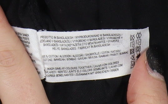 Stranger Things Black XS Unisex T-Shirt