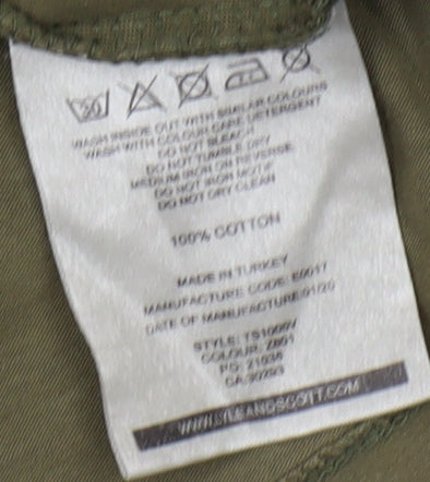 Lyle & Scott Men's Green Crew Neck T-Shirt, Size M