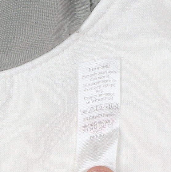 Holyfield Boys White Pullover Hoodie, Size S, Casual Style