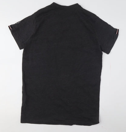 Legend's Men Black V-Neck Contrast Trim T-Shirt M
