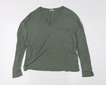 Hush Women’s Green Long Sleeve V-Neck T-Shirt, XS