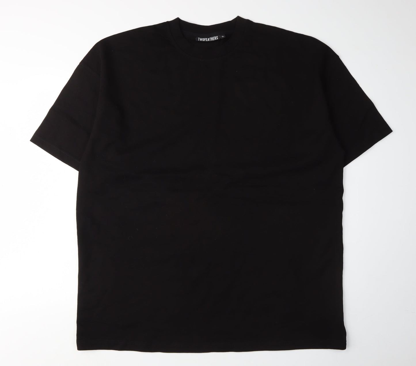 TWOFEATHERS Men's Black XL Short Sleeve T-Shirt