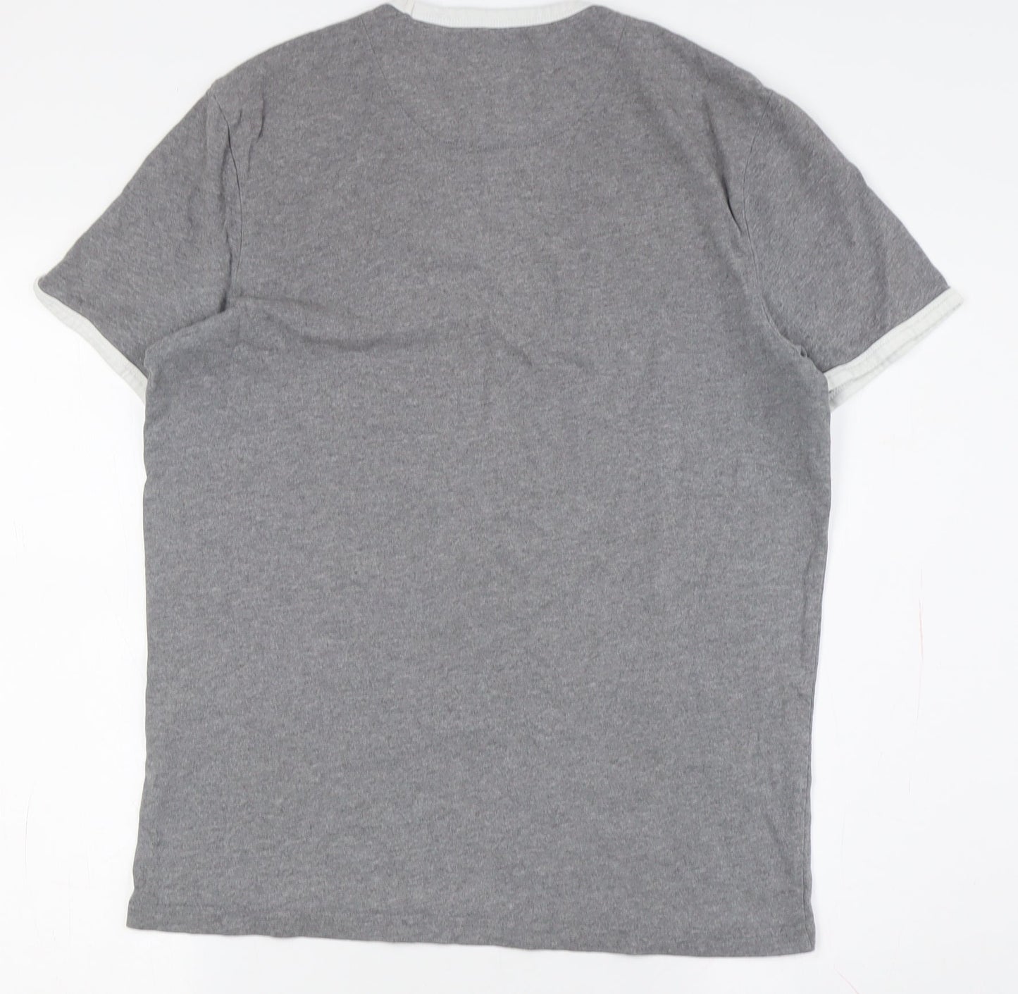 Lyle & Scott Men's Grey Logo T-Shirt, Size M, Summer Staple
