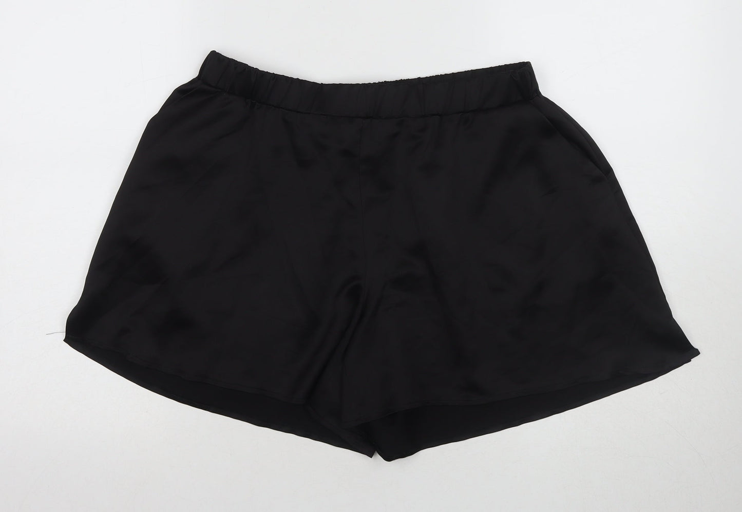 Collusion Women's Black Shorts Size 12