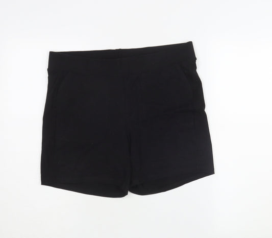 Torrid Women's Black Size 2 Shorts for Casual Wear