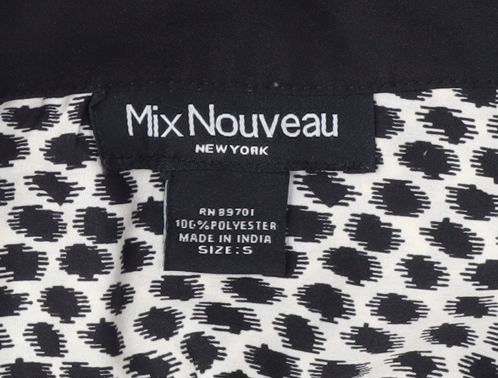 Mix Nouveau Women's Black Geometric Button-Up Shirt S