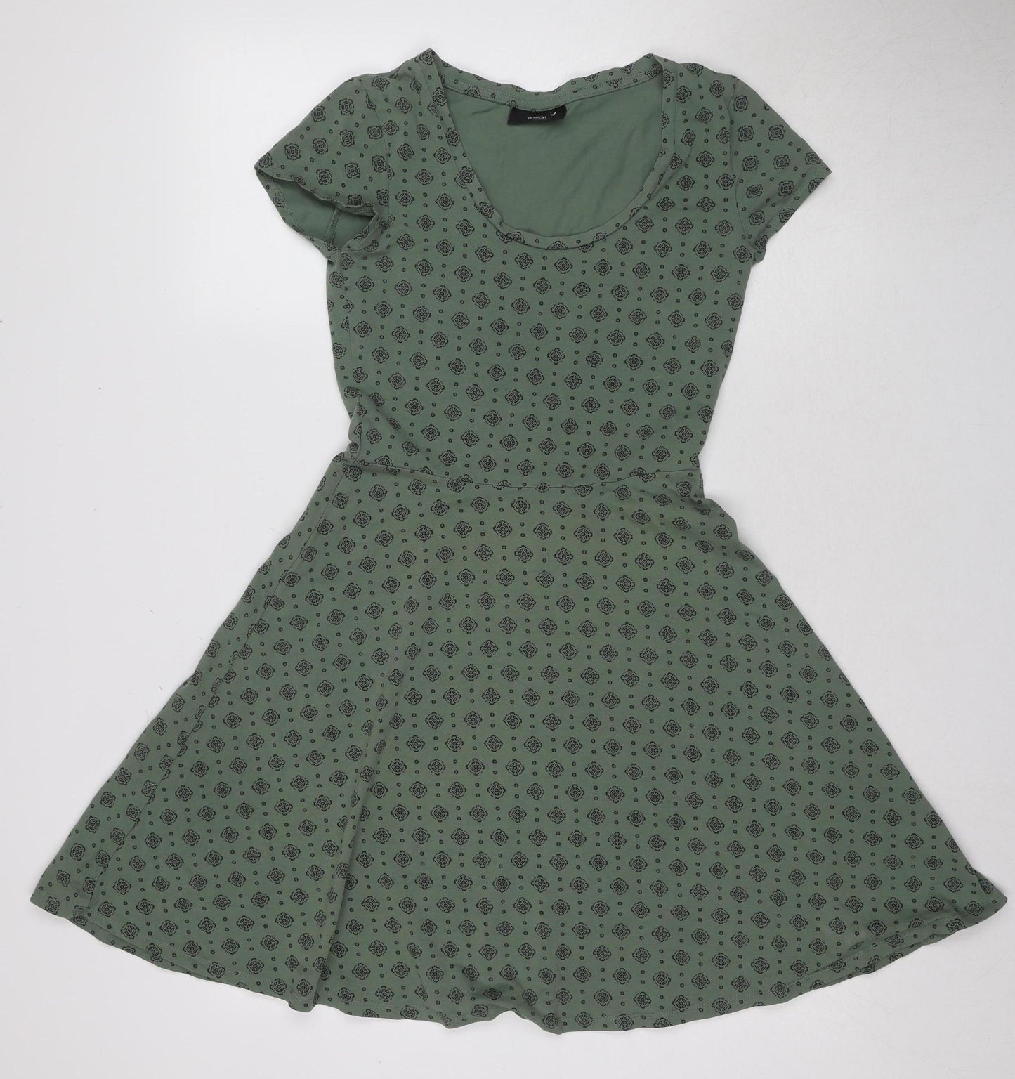 C&A Women's Green XS A-Line Geometric Knee Length Dress