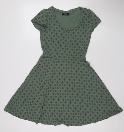 C&A Women's Green XS A-Line Geometric Knee Length Dress