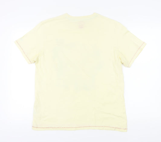 Mantaray Men's Beige Graphic Print T-Shirt Medium