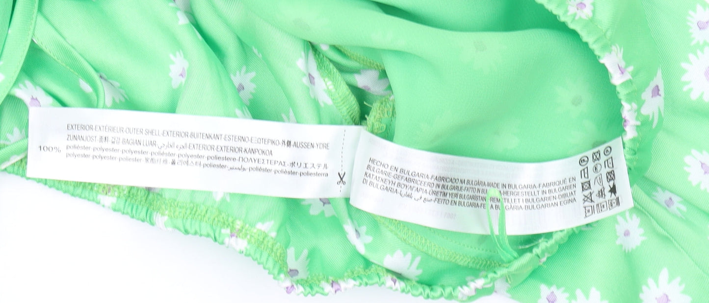 Bershka Women's Green Floral Crop Top XS
