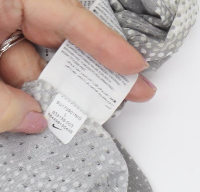 Nike Men's Grey Geometric Short Sleeve T-Shirt L