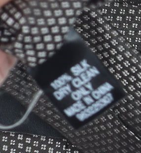 Mens Blazer Grey Geometric 100% Silk Slim Tie