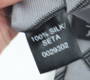 Jeff Banks Stvdio Men's Silver Slim Silk Striped Tie