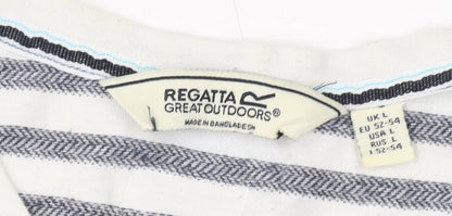 Regatta Men's Grey Striped V-Neck T-Shirt, Size L