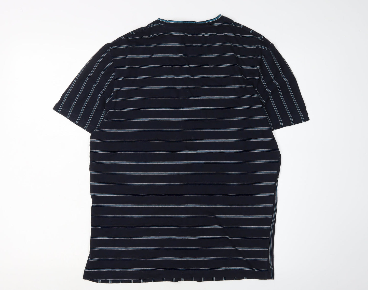 Larsson & Co Men's Black Small Striped T-Shirt