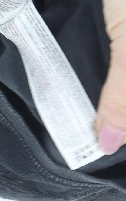 NBA Teens Black Chicago Bulls T-Shirt 13 - Sports Graphic Print