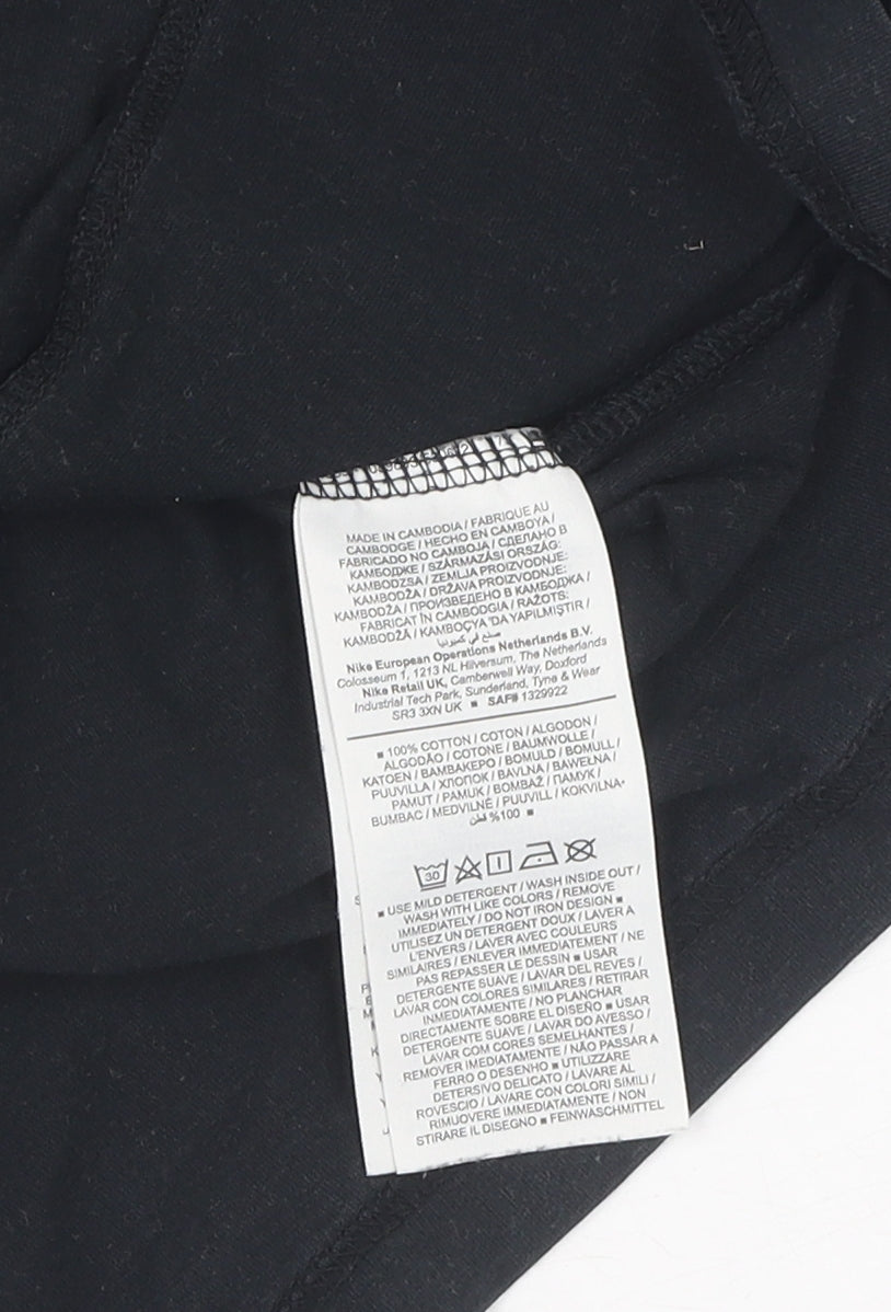 Nike Men's Black Short Sleeve T-Shirt - Small