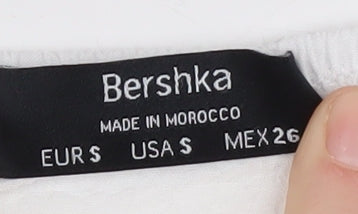 Bershka Women’s White Cropped Puff Sleeve Top - S