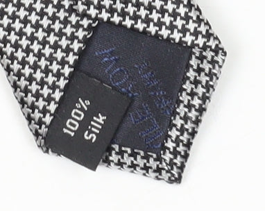 Savile Row Men's Black Houndstooth Silk Tie