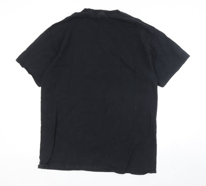 Port and Company Men's Black Graphic T-Shirt L