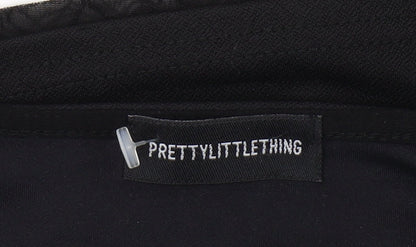 PrettyLittleThing Women's Black Cropped Top Size 10