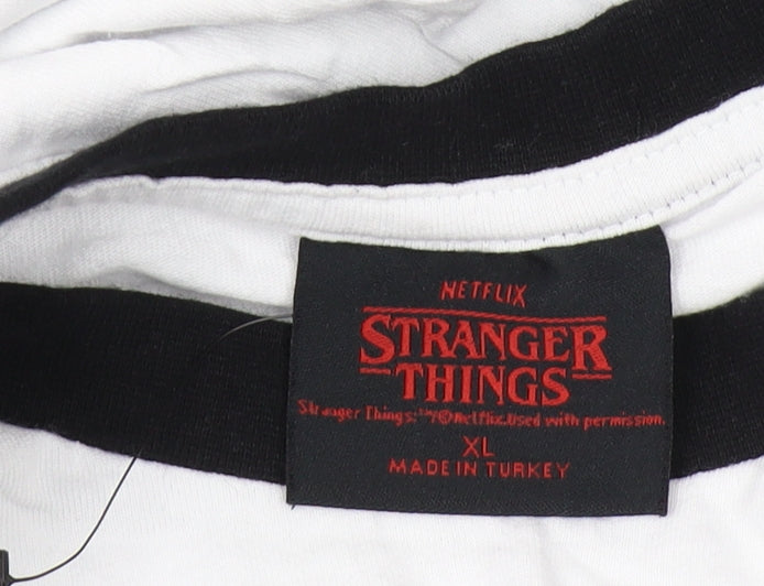 Netflix Stranger Things Men's Black/White XL T-Shirt