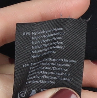 USA Pro Women's Black Capri Leggings Size 8