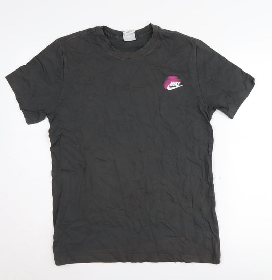 Nike Men's Black Medium Graphic T-Shirt