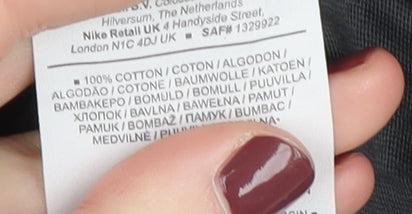 Nike Men's Black Medium Graphic T-Shirt