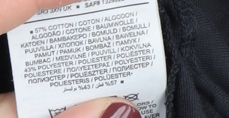 Nike Men’s Black Graphic Long Sleeve T-Shirt