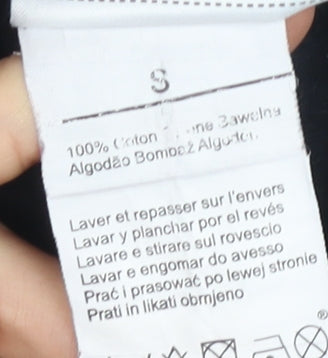 Super Mario Men's Black Graphic T-Shirt Size S