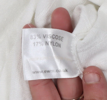 Womens UK Size M Isle White Pullover Jumper