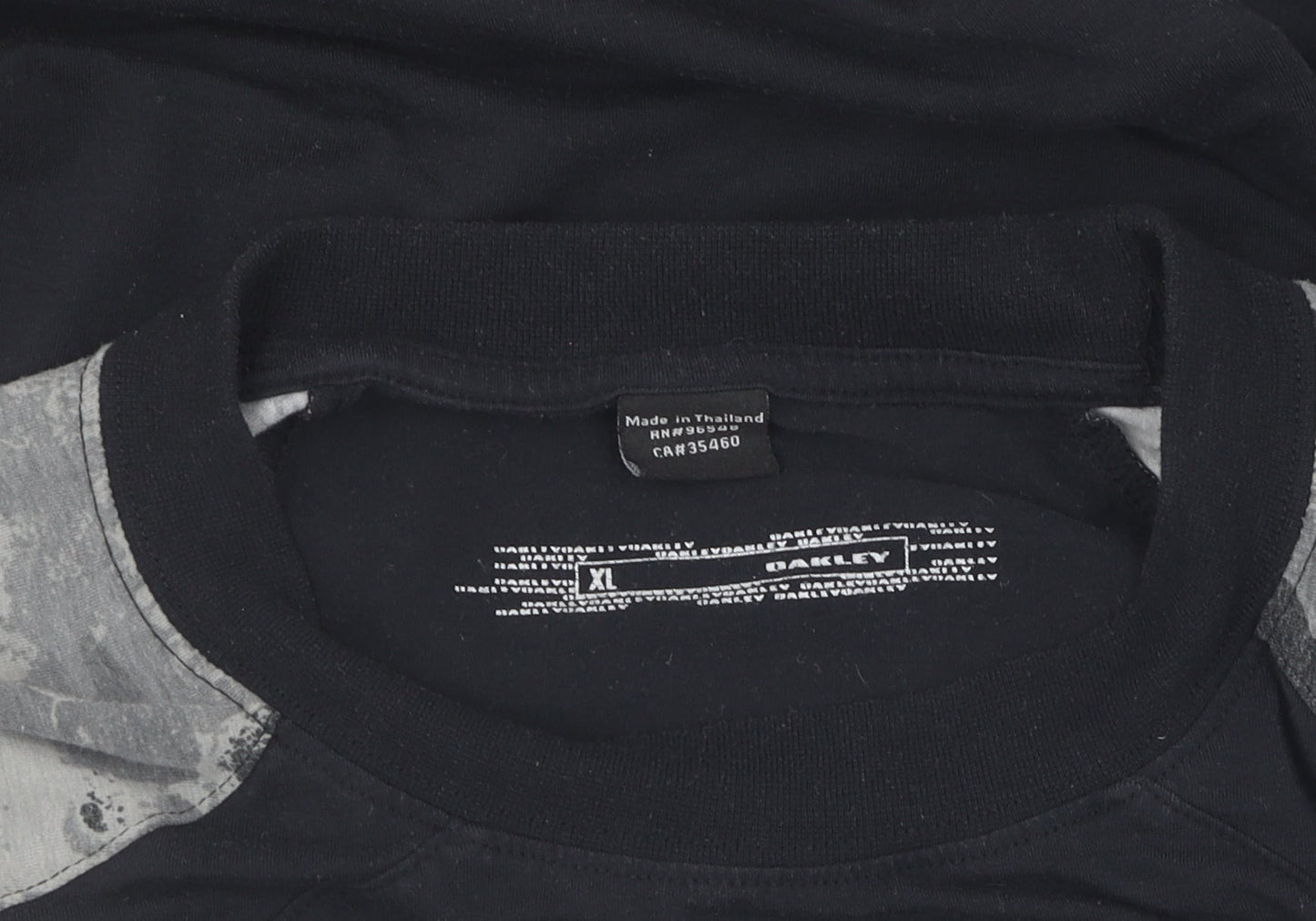 Mens UK Size XL Oakley Black Crew Neck Sweatshirt