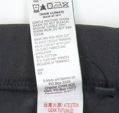 Marks & Spencer Boys Black Compression Shorts 6-7 Years