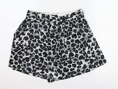 Zara Women's Black Animal Print Chino Shorts M