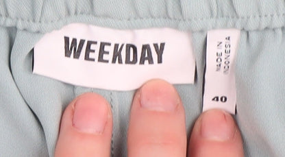 Weekday Women's Green Casual Shorts, Size 12, Lightweight