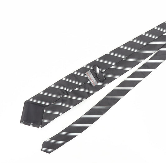 Jeff Banks Men's Black Striped Pointed Tie