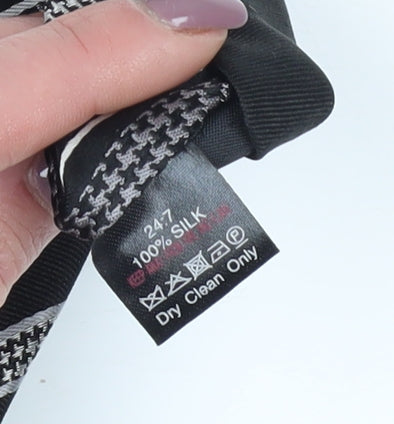 Jeff Banks Men's Black Houndstooth Silk Tie