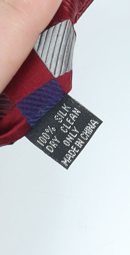 Van Heusen Men's Red Geometric Silk Tie