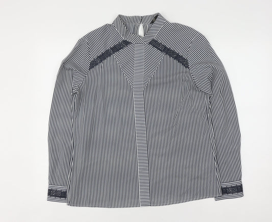 Banana Republic Women's Blue & White Striped Shirt S