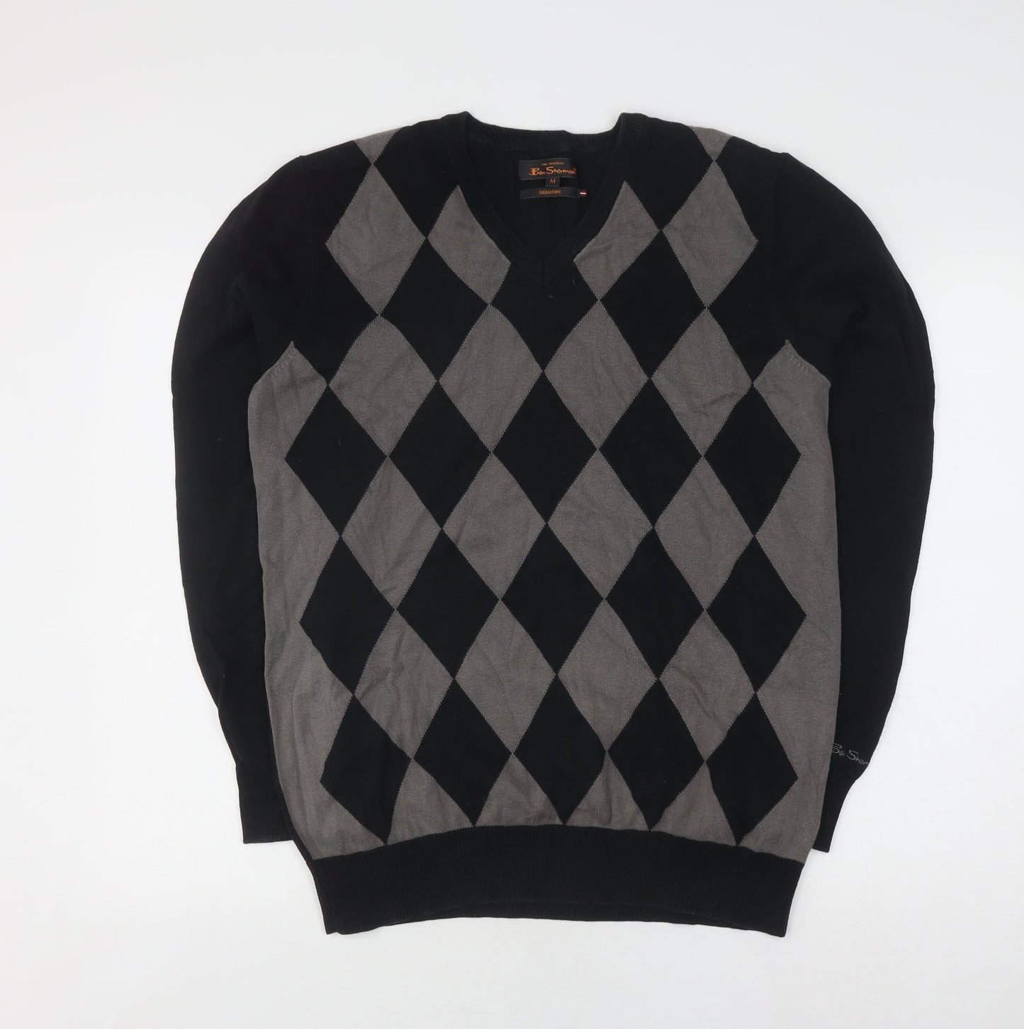 Ben Sherman Men's V-Neck Jumper size M.