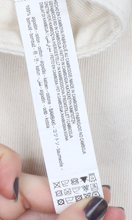 Stradivarius Women's Ivory 4 Cut-Off Denim Shorts