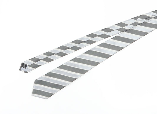Jeff Banks Men's Silver Striped Silk Slim Tie