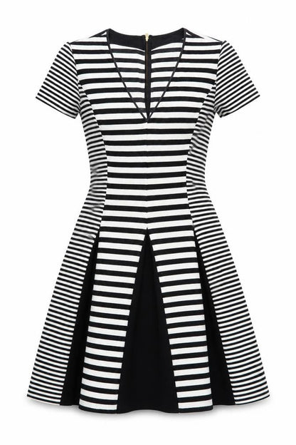 Banana Republic Women Black Striped Fit & Flare Dress Size 8