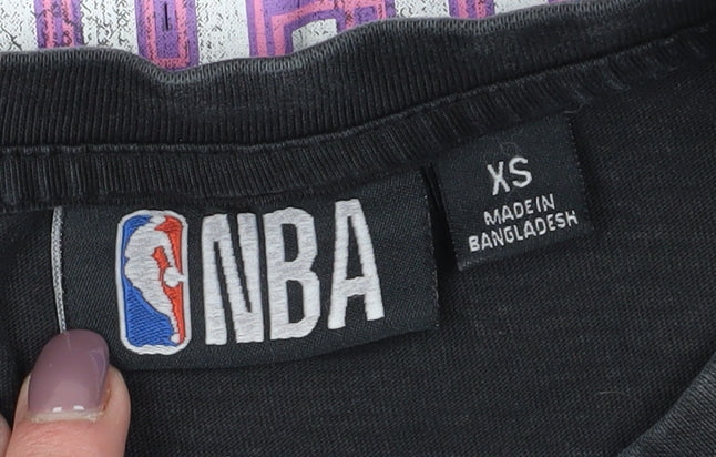 NBA Men's Black XS Los Angeles Lakers T-Shirt