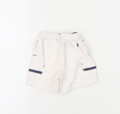 babyGap Unisex Baby White Cargo Shorts 6-12 Months