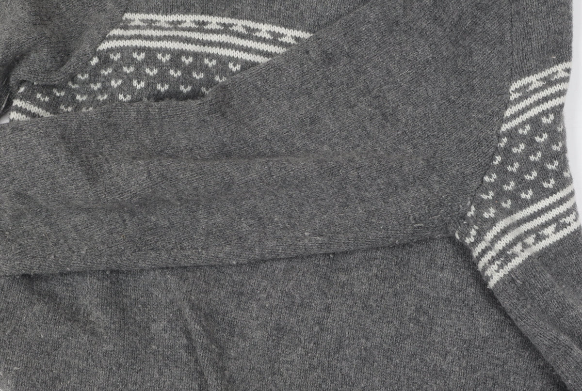 Close-up detail of Quba & Co Grey Wool Fair Isle jumper XL