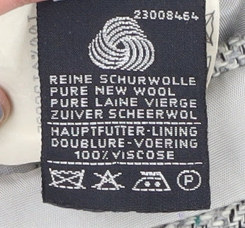 Close-up detail of Leithäuser Grey Check Wool Blazer, 42 Regular